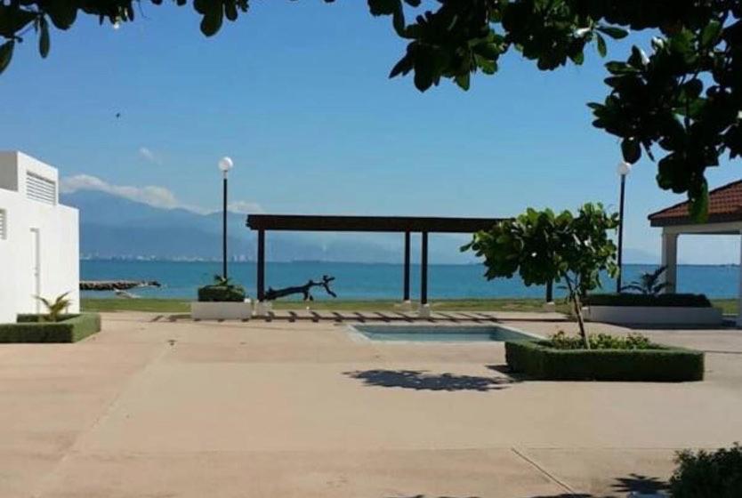 Bayfront Villa & Apartment Portmore Exteriér fotografie