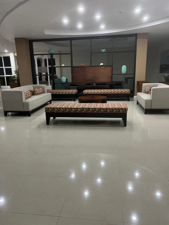 Bayfront Villa & Apartment Portmore Exteriér fotografie
